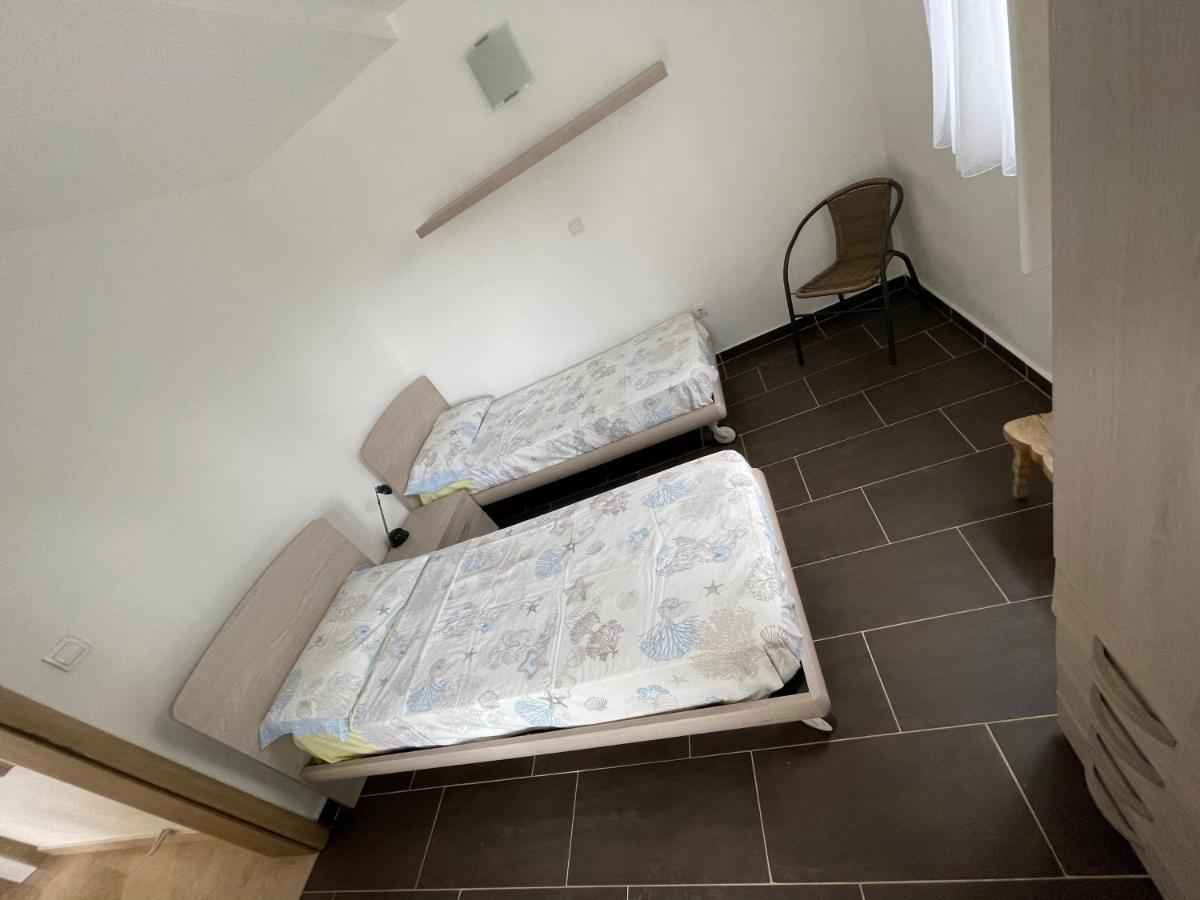 Villa Cube Premantura Buitenkant foto