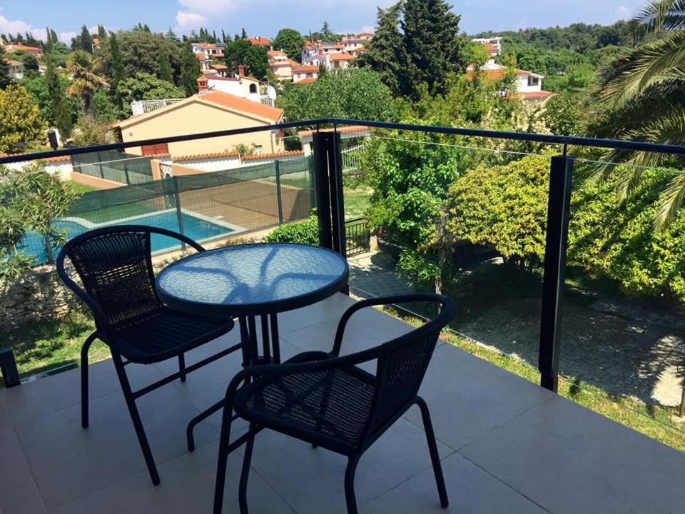 Villa Cube Premantura Buitenkant foto